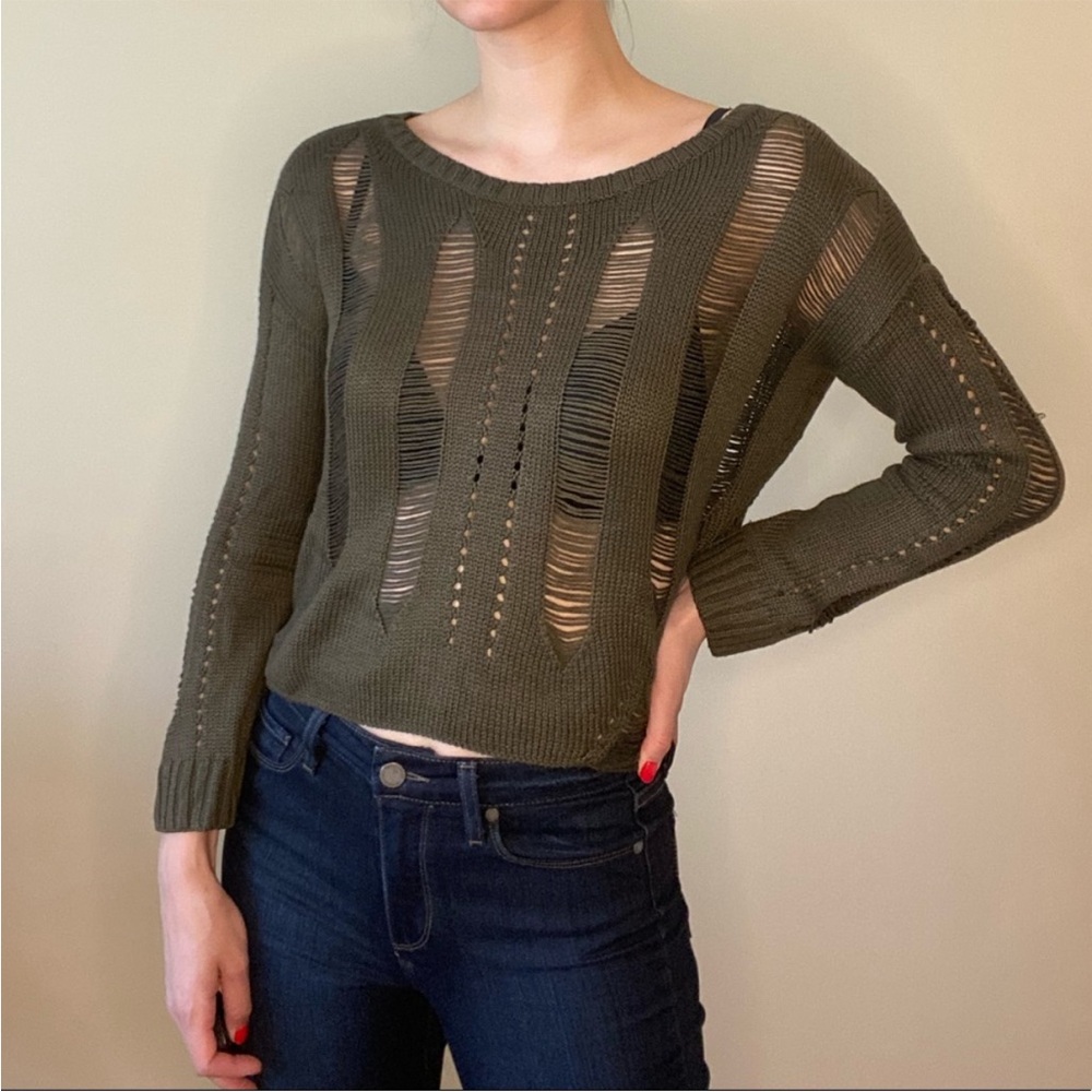 EUC Guess Sweater